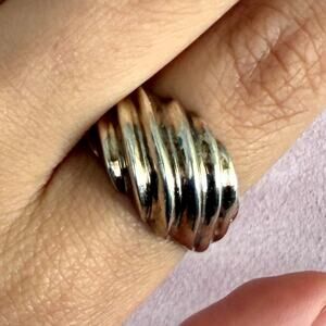 sterling silver vintage scalloped dome ring size 10